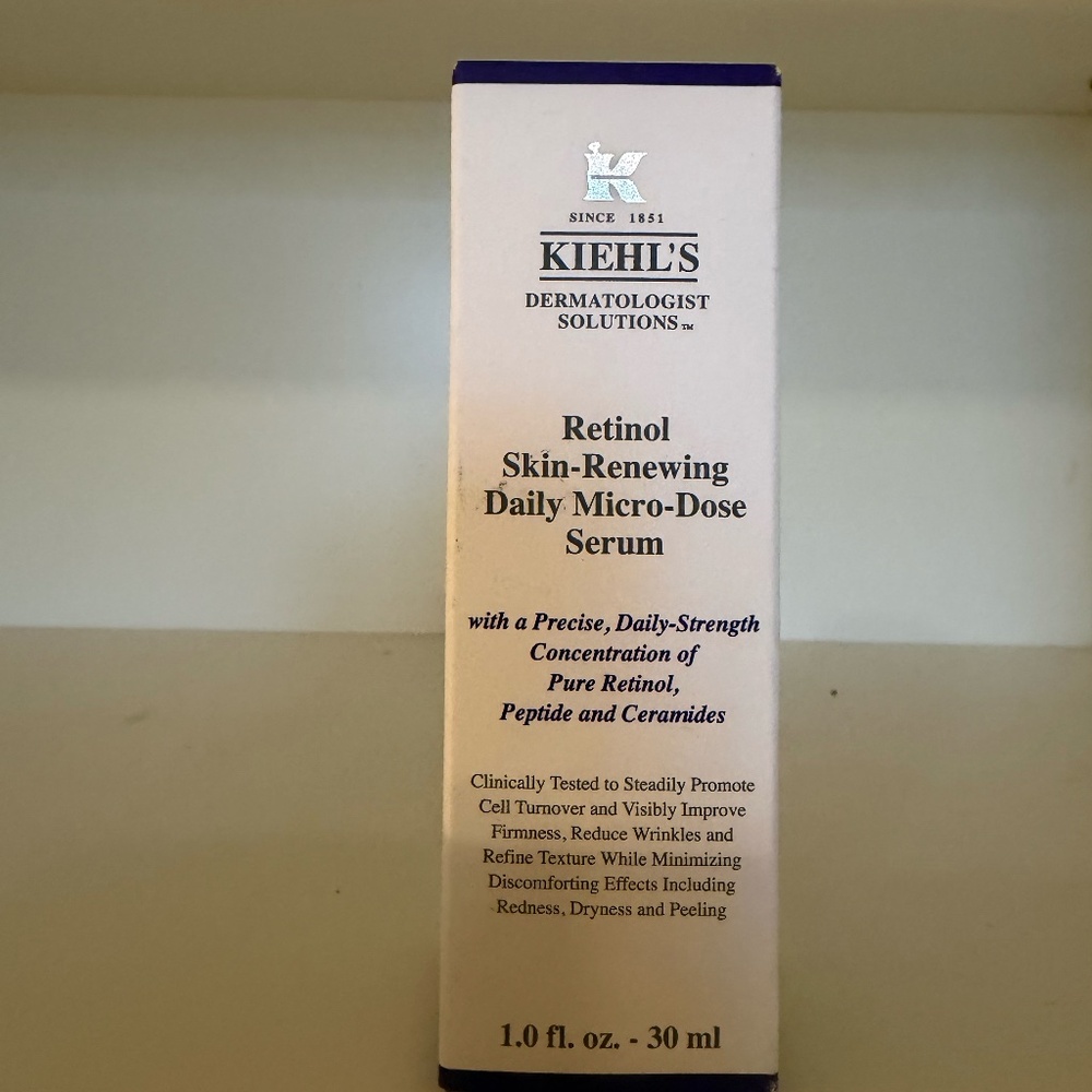 Retinol Skin-Renewing Daily Micro-Dose Facial Serum